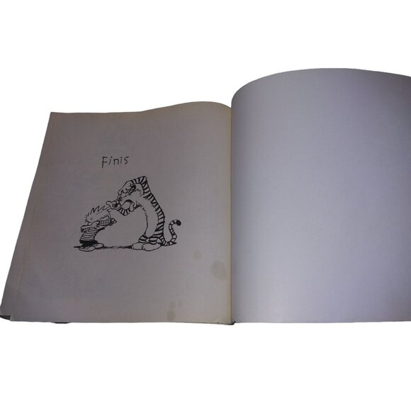 Calvin and Hobbes Comic Strip Paperback Books Lot of 5 Bill Watterson - Picture 8 of 13